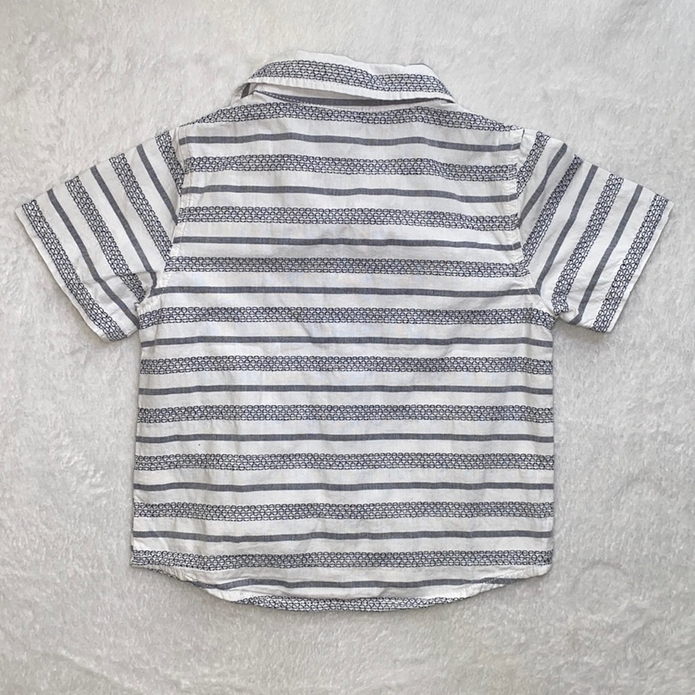 Gray outfit baby bundle (Carters & Old Navy) - Picture 5 of 10